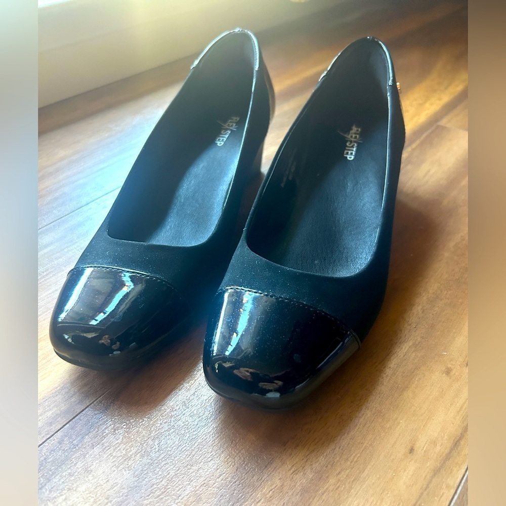 NWOT Black Patent Wedges Ladies Shoes Size 8M - Picture 4 of 9